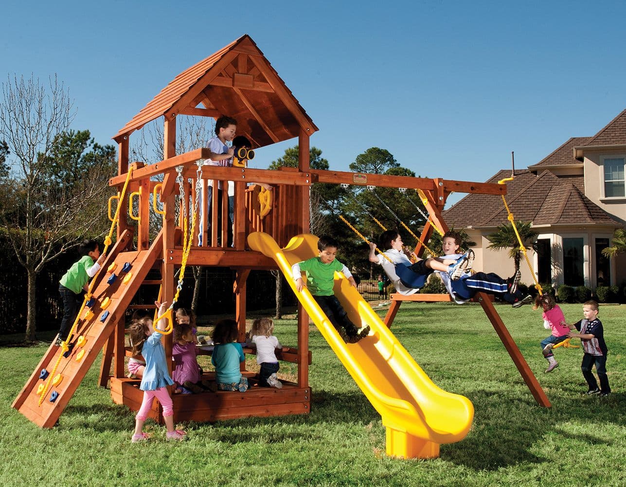 5.8 Bengal Fort Config 2 w/ Wood Roof